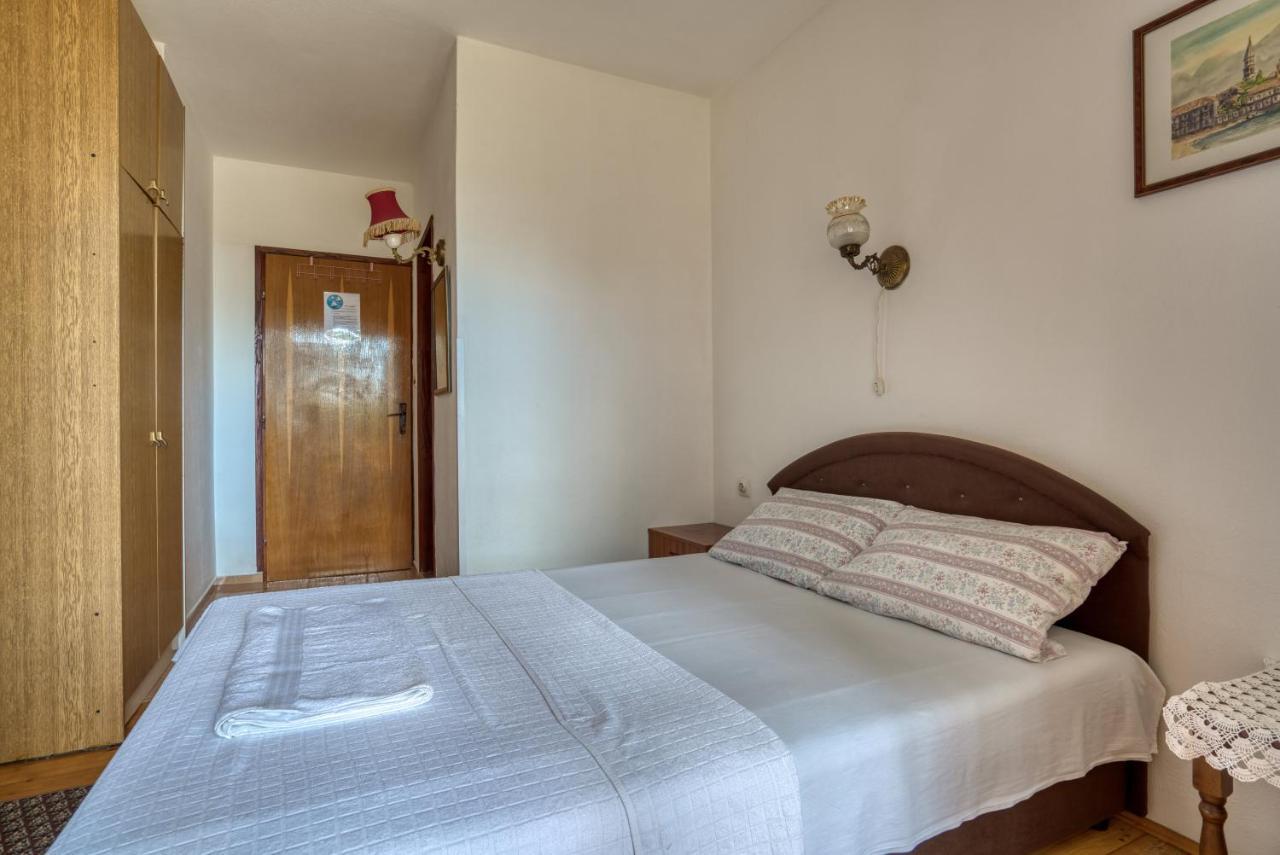 Petrovac Guest House Vukovic מראה חיצוני תמונה